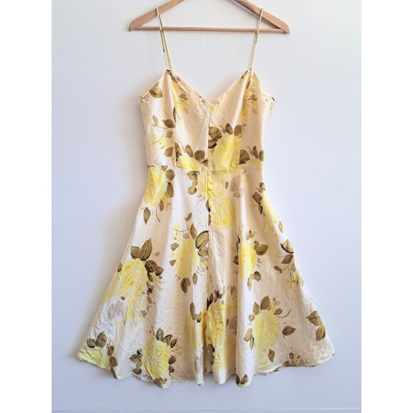 Banana Republic Dresses & Skirts - Banana Republic Yellow Floral 100% Silk Dress Spaghetti Straps Fit & Flare 8